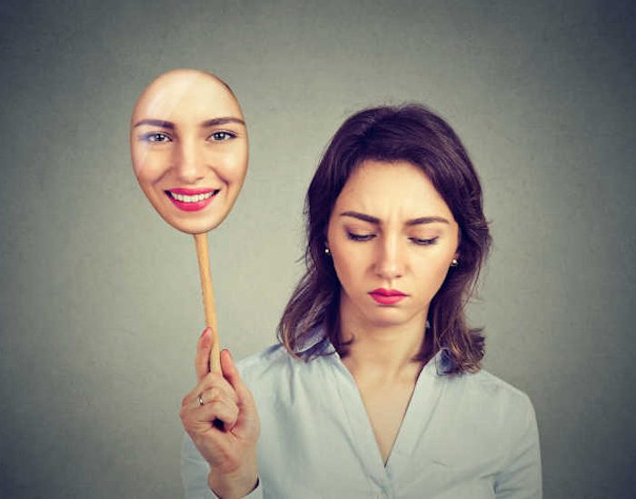 Klein_800 breit Emotionale Intelligenz Maske